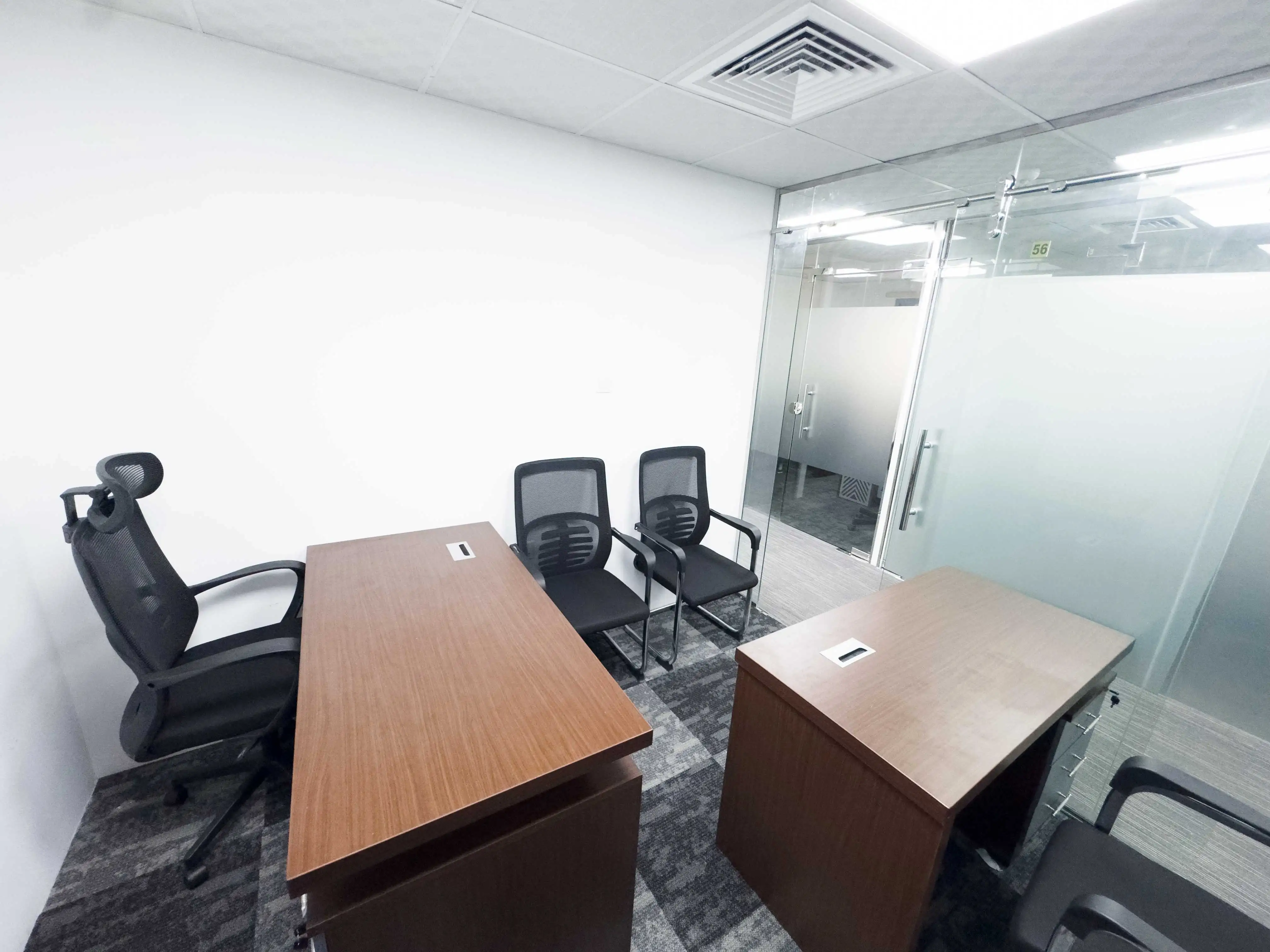 Serviced office space in Dubai
